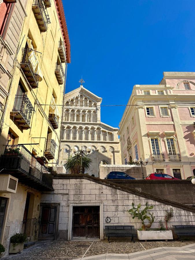 Piazza Carlo Alberto Hotel Cagliari Buitenkant foto