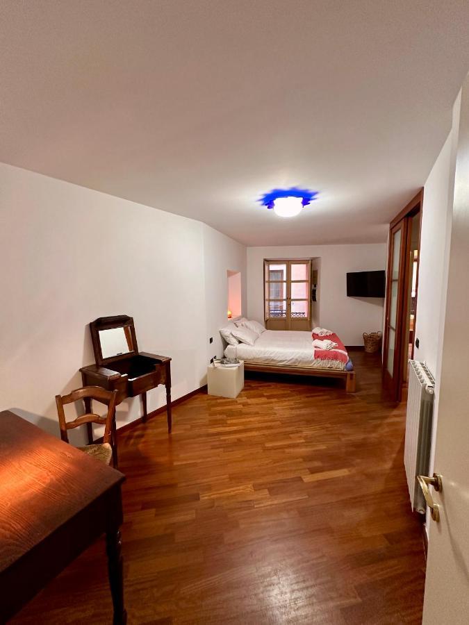 Piazza Carlo Alberto Hotel Cagliari Buitenkant foto