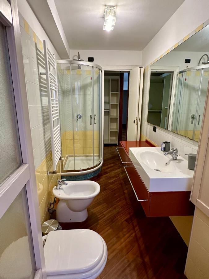 Piazza Carlo Alberto Hotel Cagliari Buitenkant foto